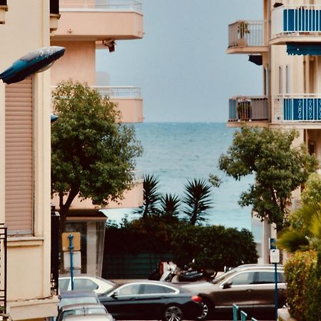 Appartement 2 Les Clématites Menton Exterior foto