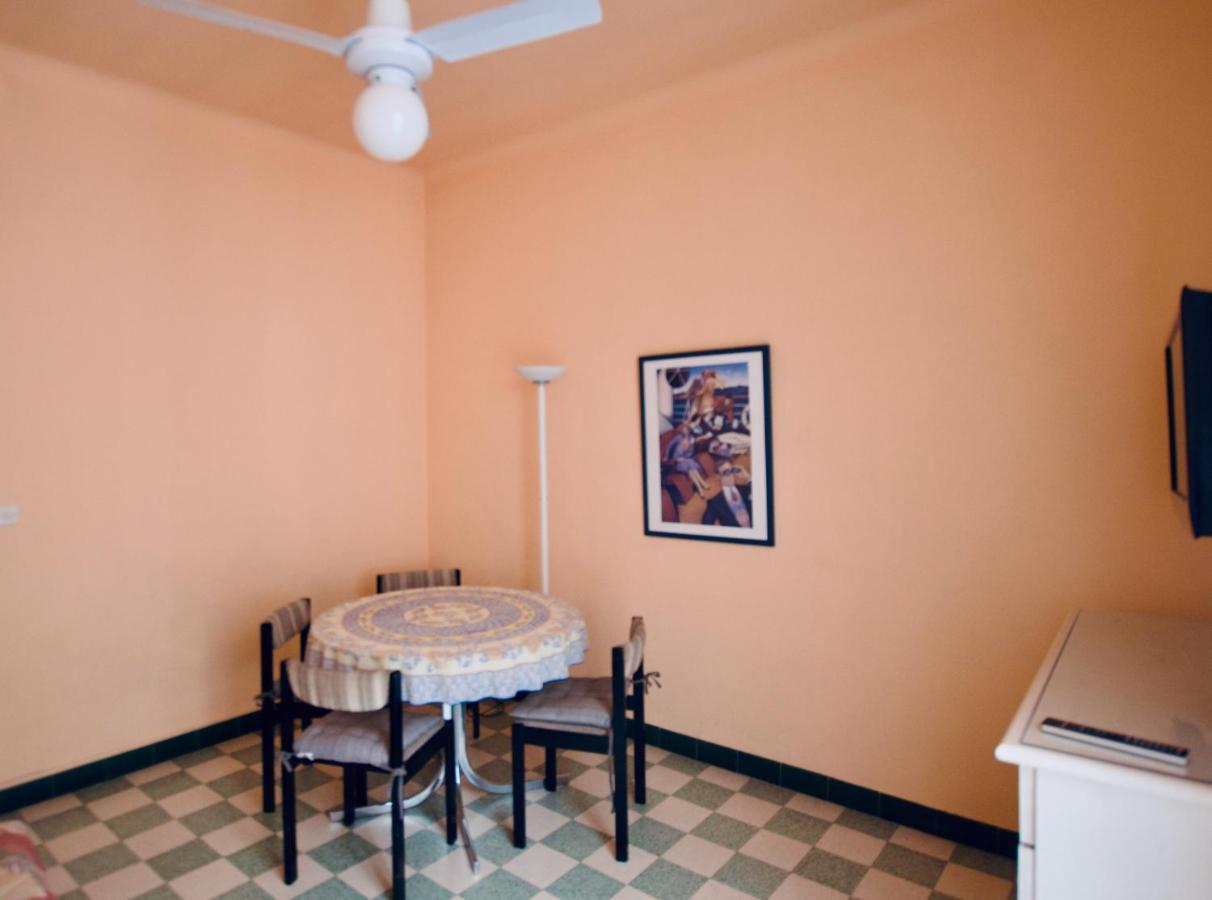 Appartement 2 Les Clématites Menton Exterior foto