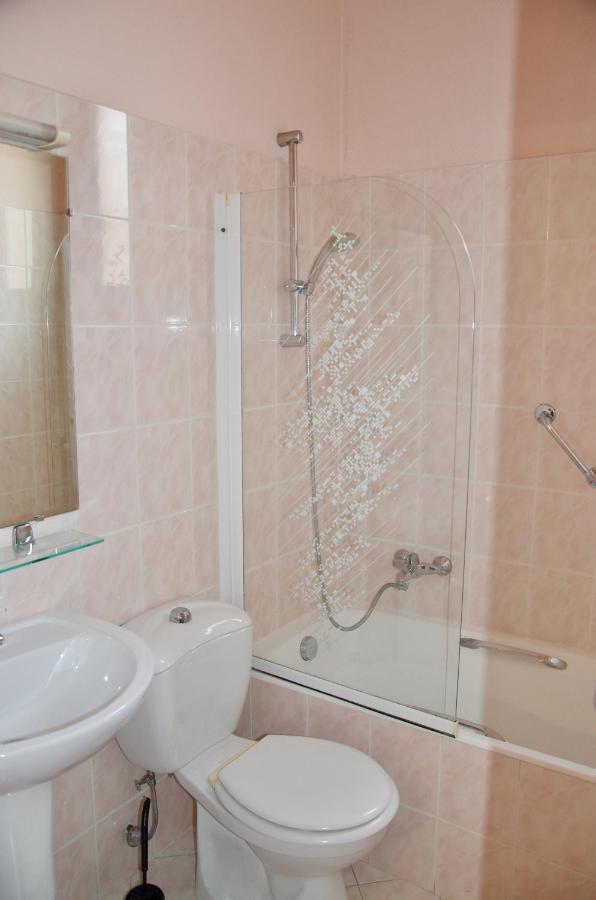 Appartement 2 Les Clématites Menton Exterior foto